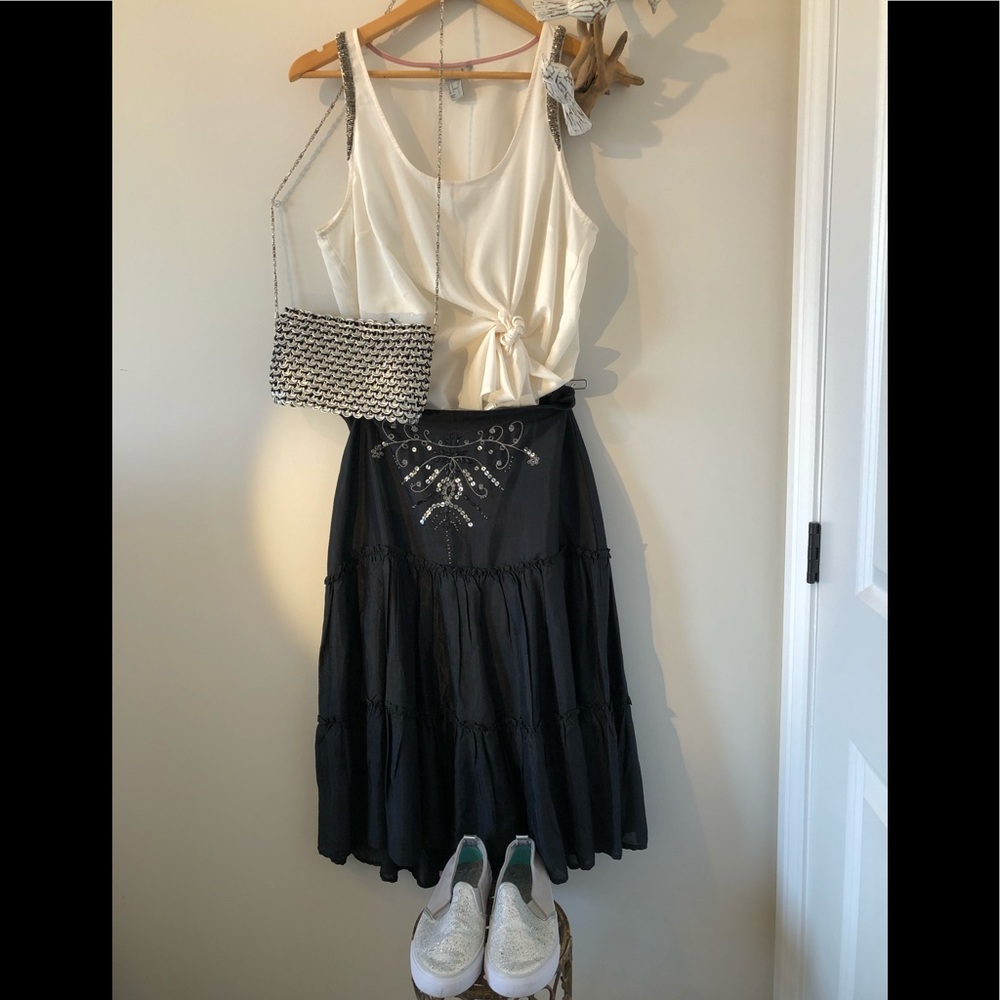 Sz7 Aline skirt beading/ruffle detail